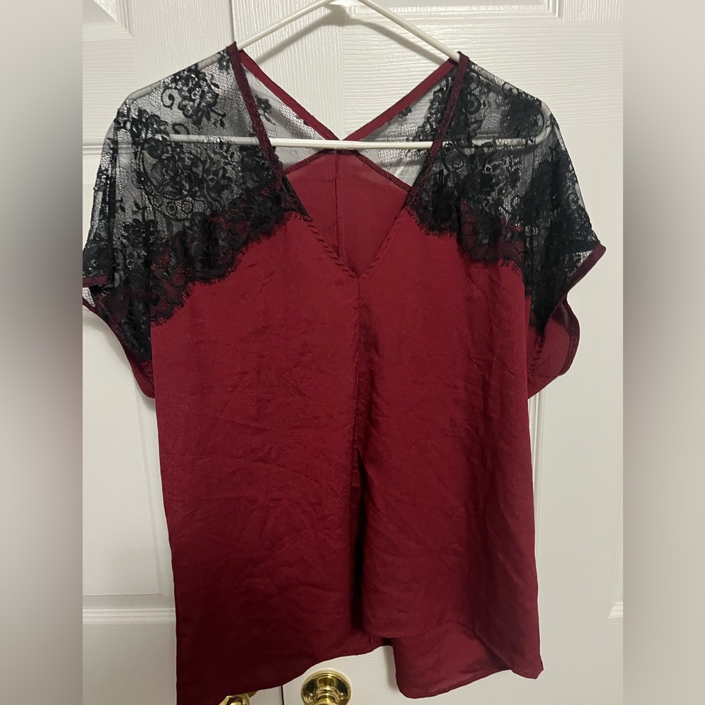 EUC Hot Society Deep red and black lace dressy Cap sleeved top